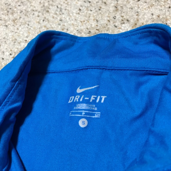 Nike Dri Fit Top - Picture 3 of 3